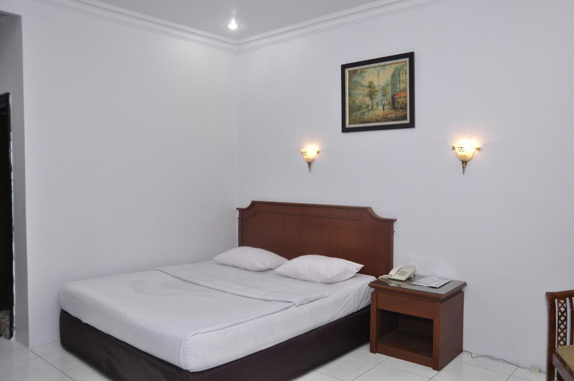 Hotel Andhika Syariah Samarinda Exteriör bild