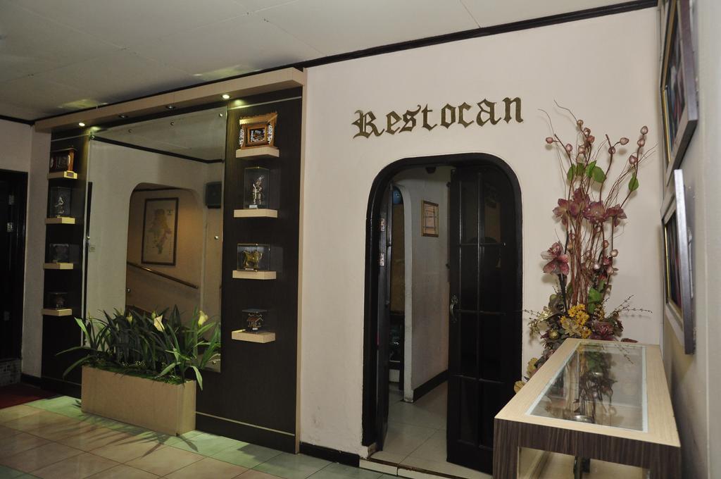 Hotel Andhika Syariah Samarinda Exteriör bild